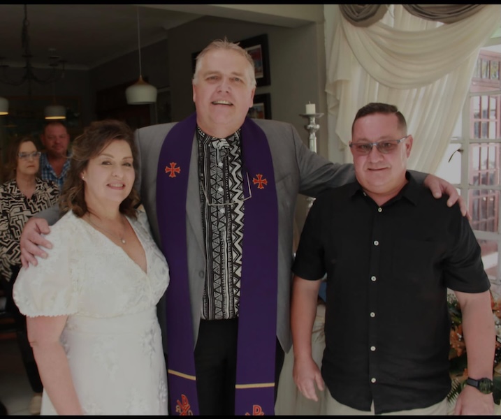 Wedding ceremony by Dr. Gerrit Rademeyer in Breyten