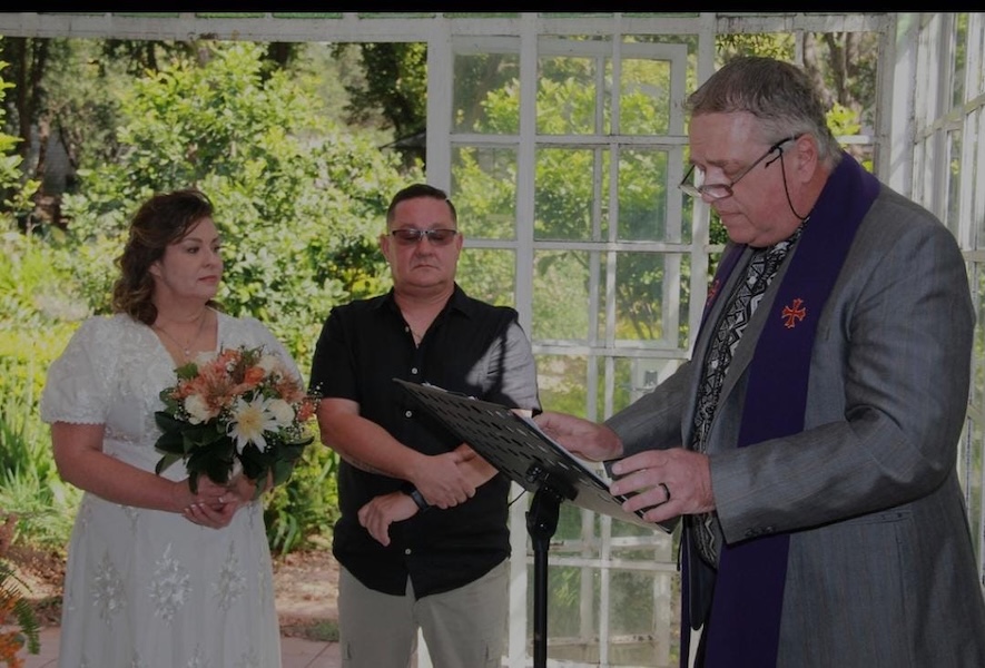 Wedding ceremony by Dr. Gerrit Rademeyer in Breyten