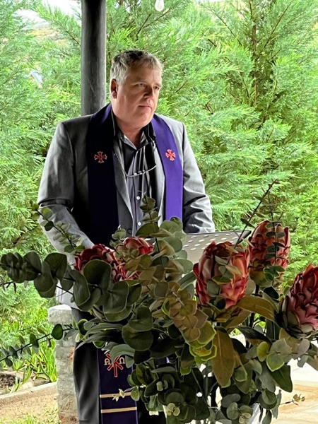 Wedding ceremony by Dr. Gerrit Rademeyer in Breyten